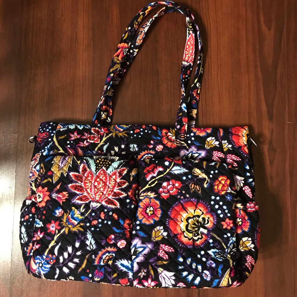 Vera Bradley baby bag in Foxwood